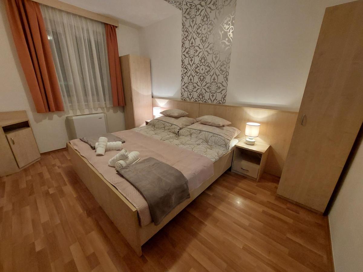 Myrelax Apartment - Hajduszoboszlo Exterior photo